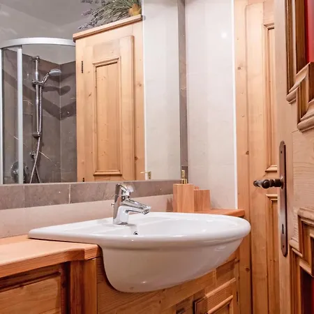 Apartment Center Af Madonna di Campiglio
